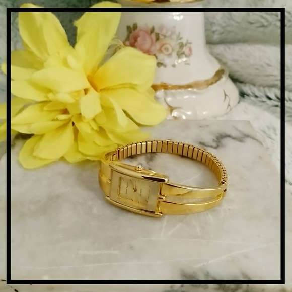 Jaclyn Smith Goldtone Quartz Bracelet Watch - Picture 2 of 5